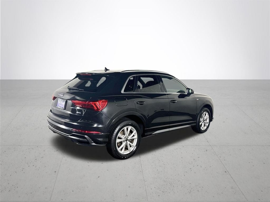 Used 2025 Mythos Black Metallic Audi Premium image 6