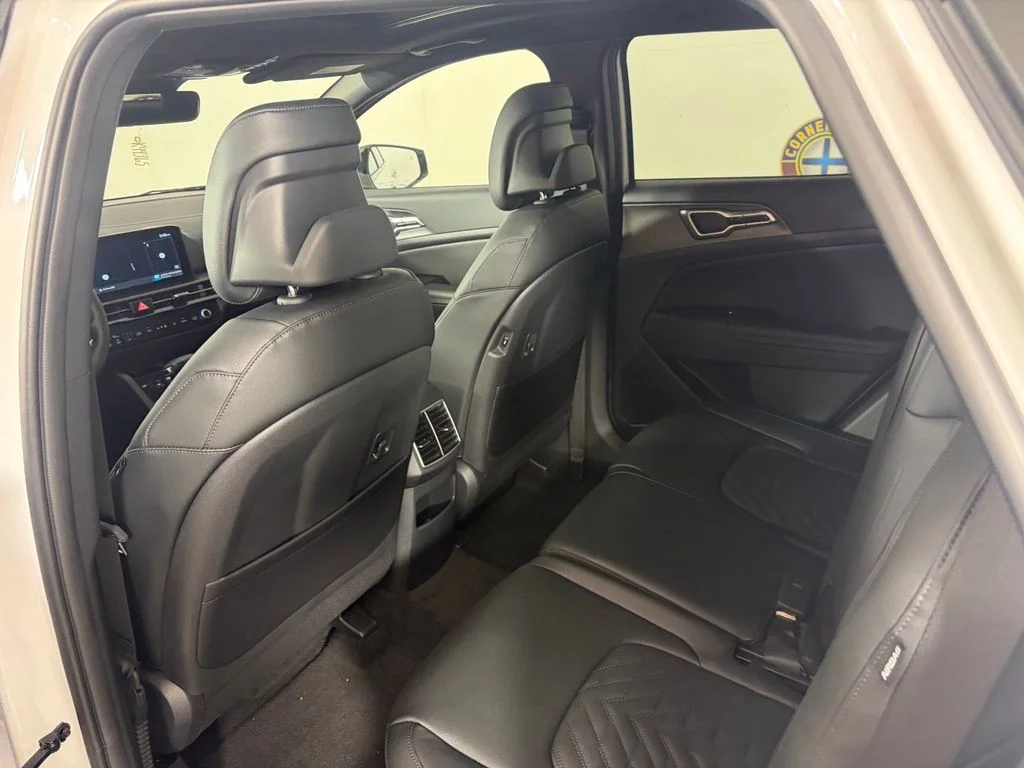 New 2026 Glacial White Pearl Kia X-Line image 12