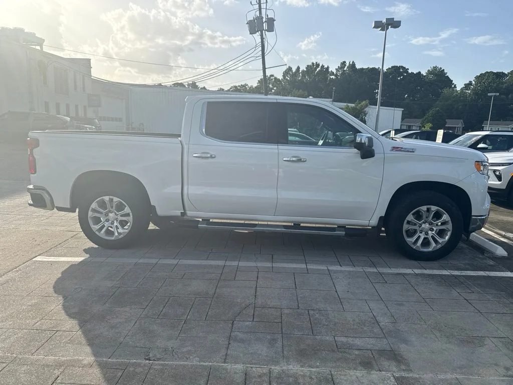 Used 2023 White Chevrolet LTZ image 6