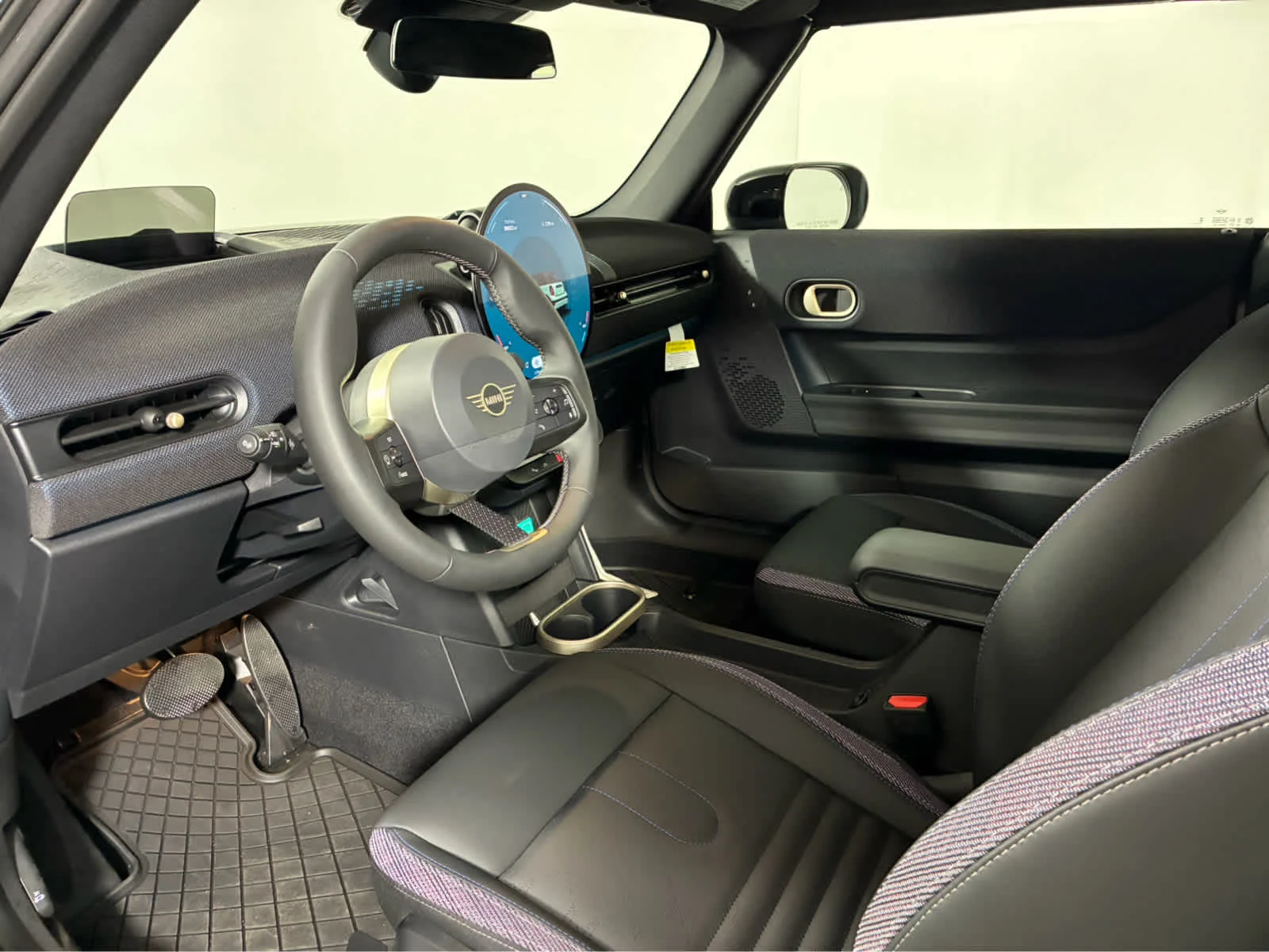 2026 MINI Convertible S - Photo 18