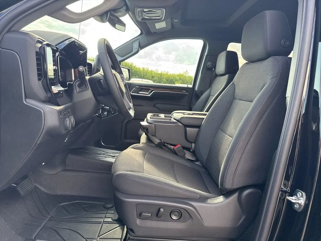 2026 Chevrolet Silverado 1500 LT - Photo 23