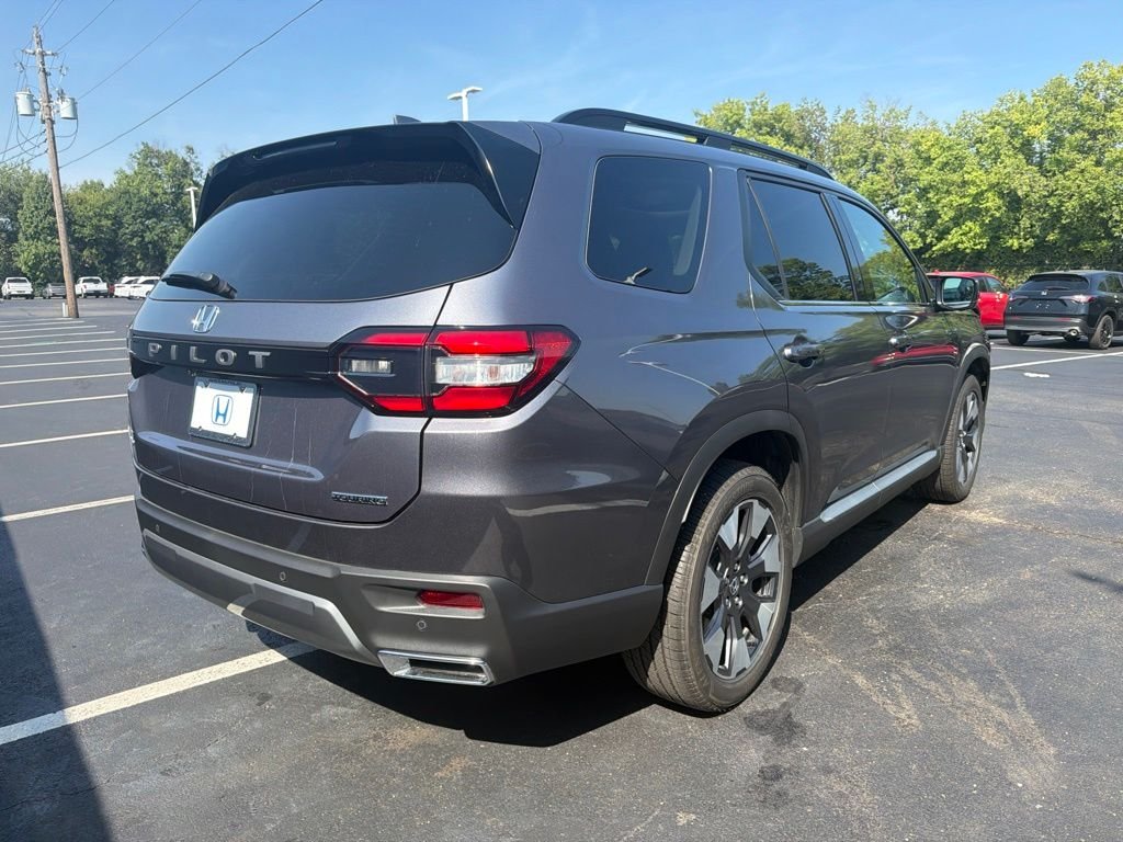Certified Used 2026 Modern Steel Metallic Honda Touring image 5