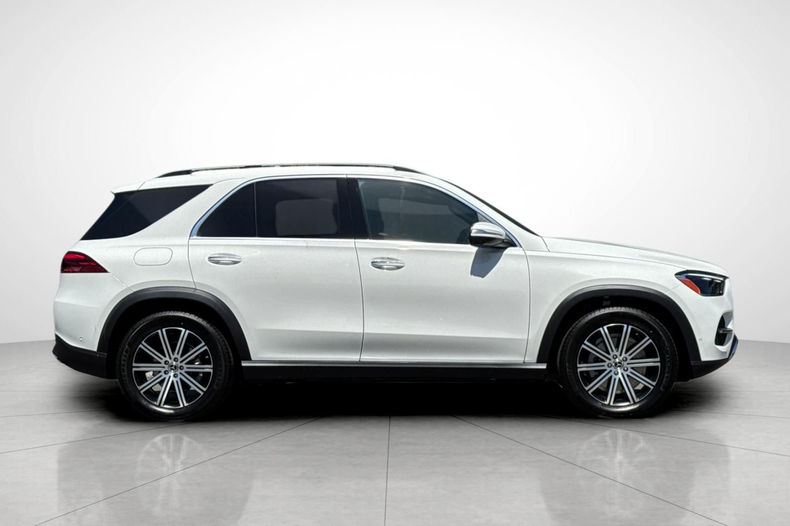 New 2026 Polar White Mercedes-Benz GLE 350 image 33
