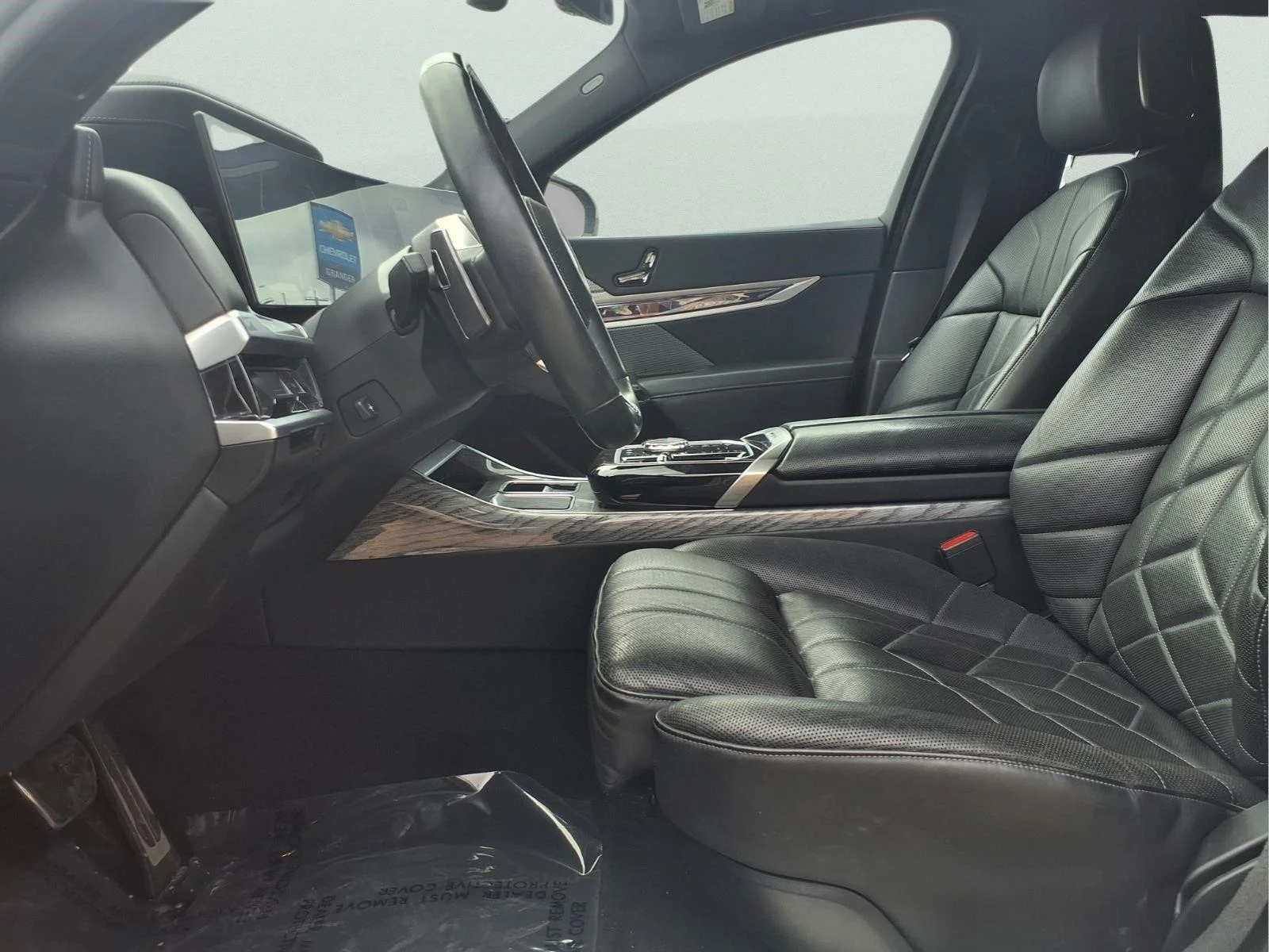 2024 BMW 7 Series 740i - Photo 14