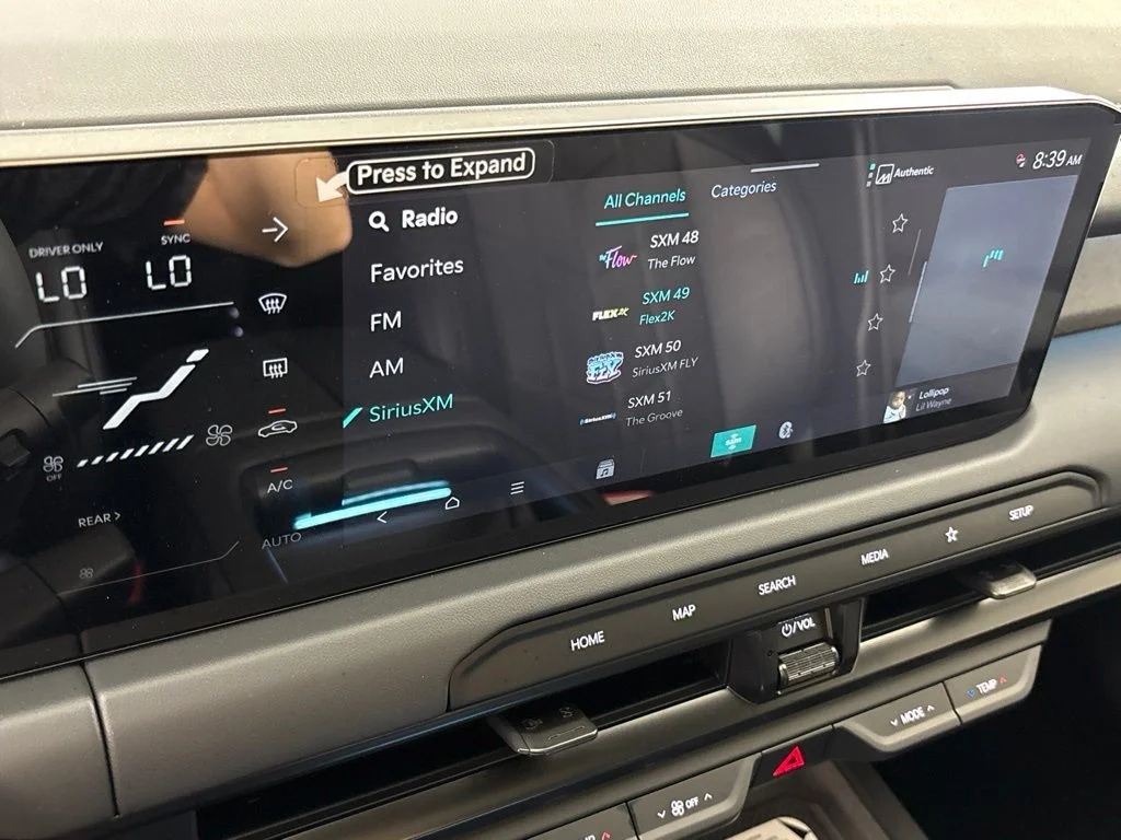 New 2027 Black Jade Green Kia X-LINE SX image 40