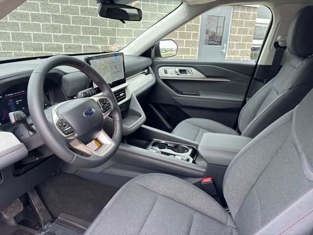 New 2026 Carbonized Gray Metallic Ford Active image 16