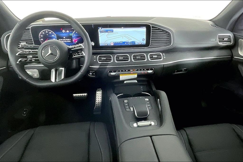 New 2026 MANUFAKTUR Moonlight White Magno Mercedes-Benz GLS 450 image 5