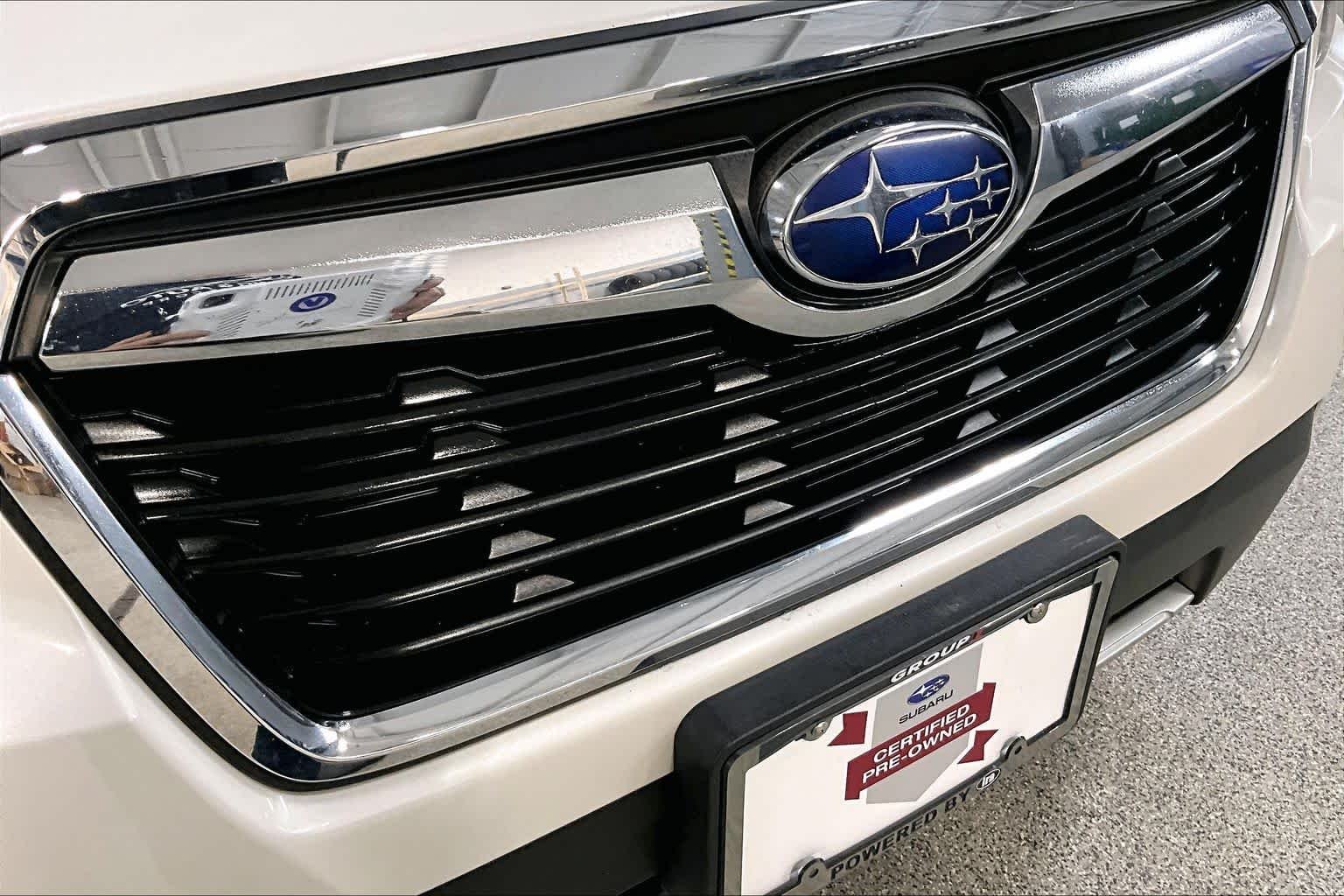 Used 2019 Crystal White Pearl Subaru Touring image 29