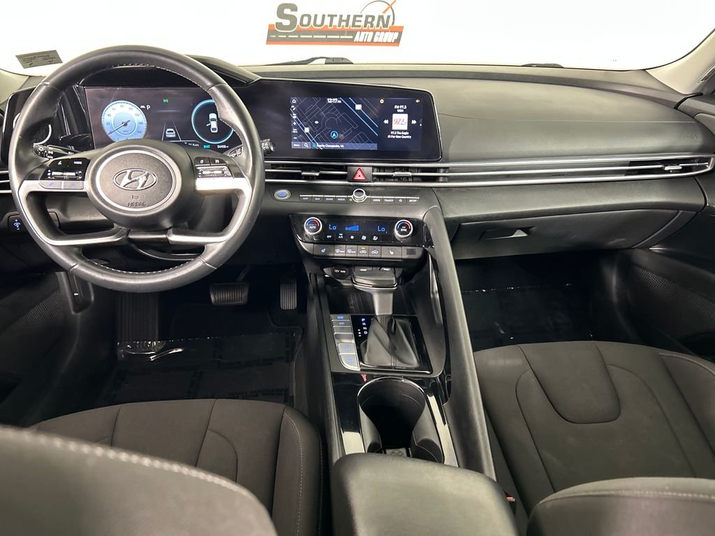 Photo 18