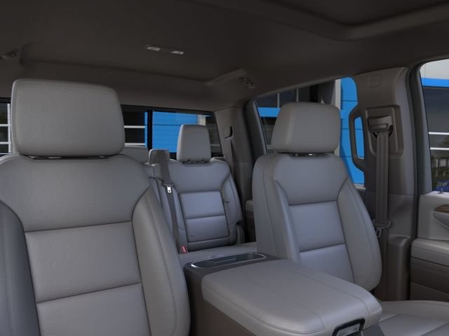 New 2026 Summit White Chevrolet LT DRW image 24