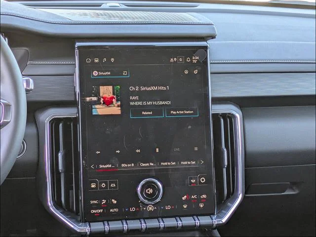 2026 GMC Acadia Elevation - Photo 22