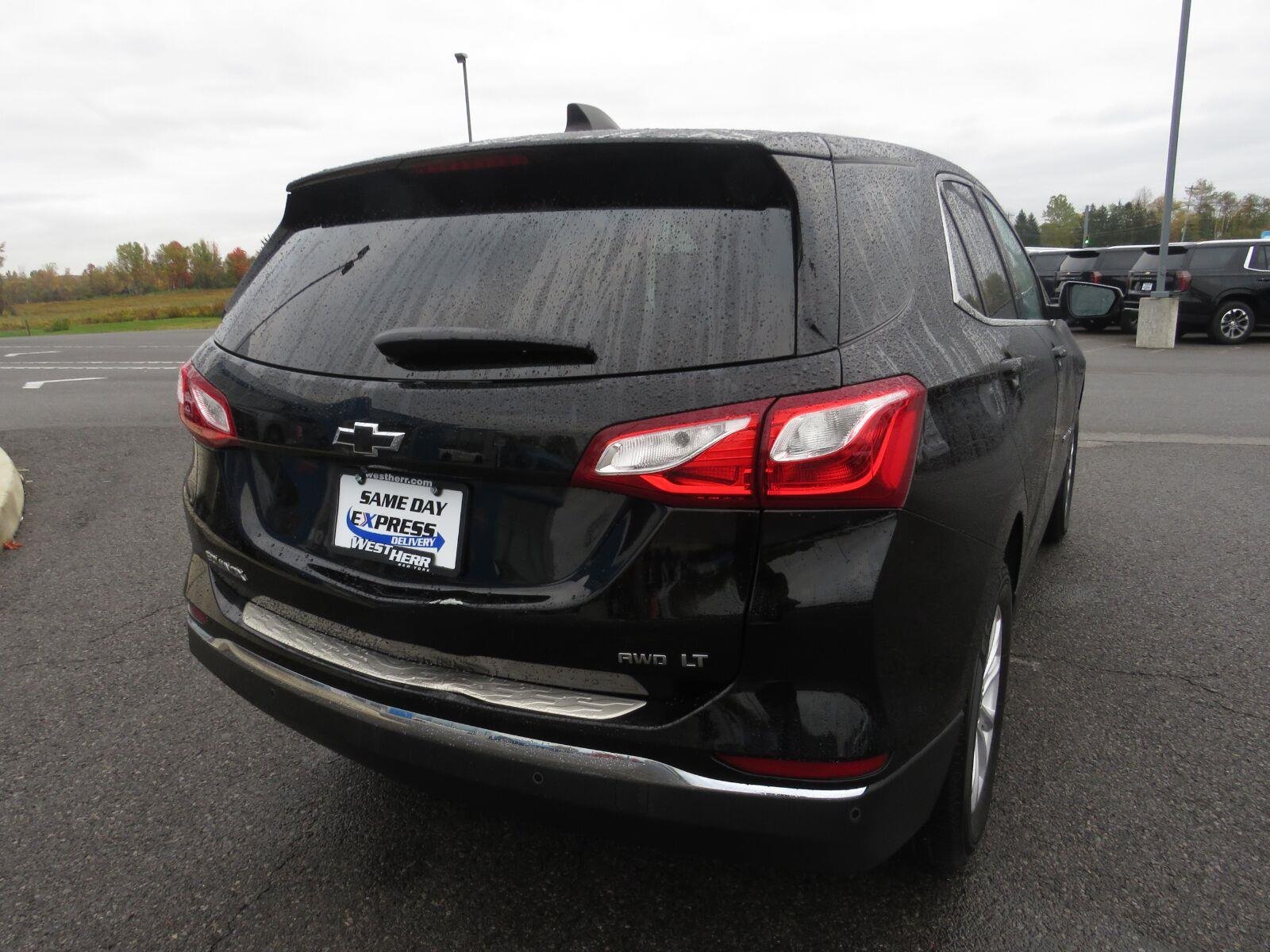 Used 2020 Mosaic Black Metallic Chevrolet LT image 7