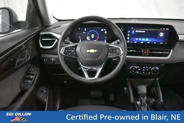 Used 2025 Sterling Gray Metallic Chevrolet LT image 4