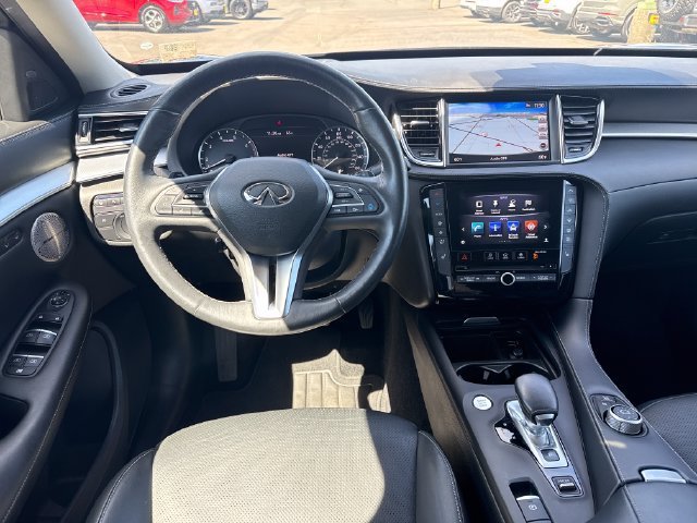 Used 2019 Graphite Shadow INFINITI ESSENTIAL image 21