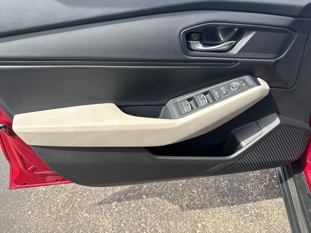 Used 2024 Red Honda EX image 10
