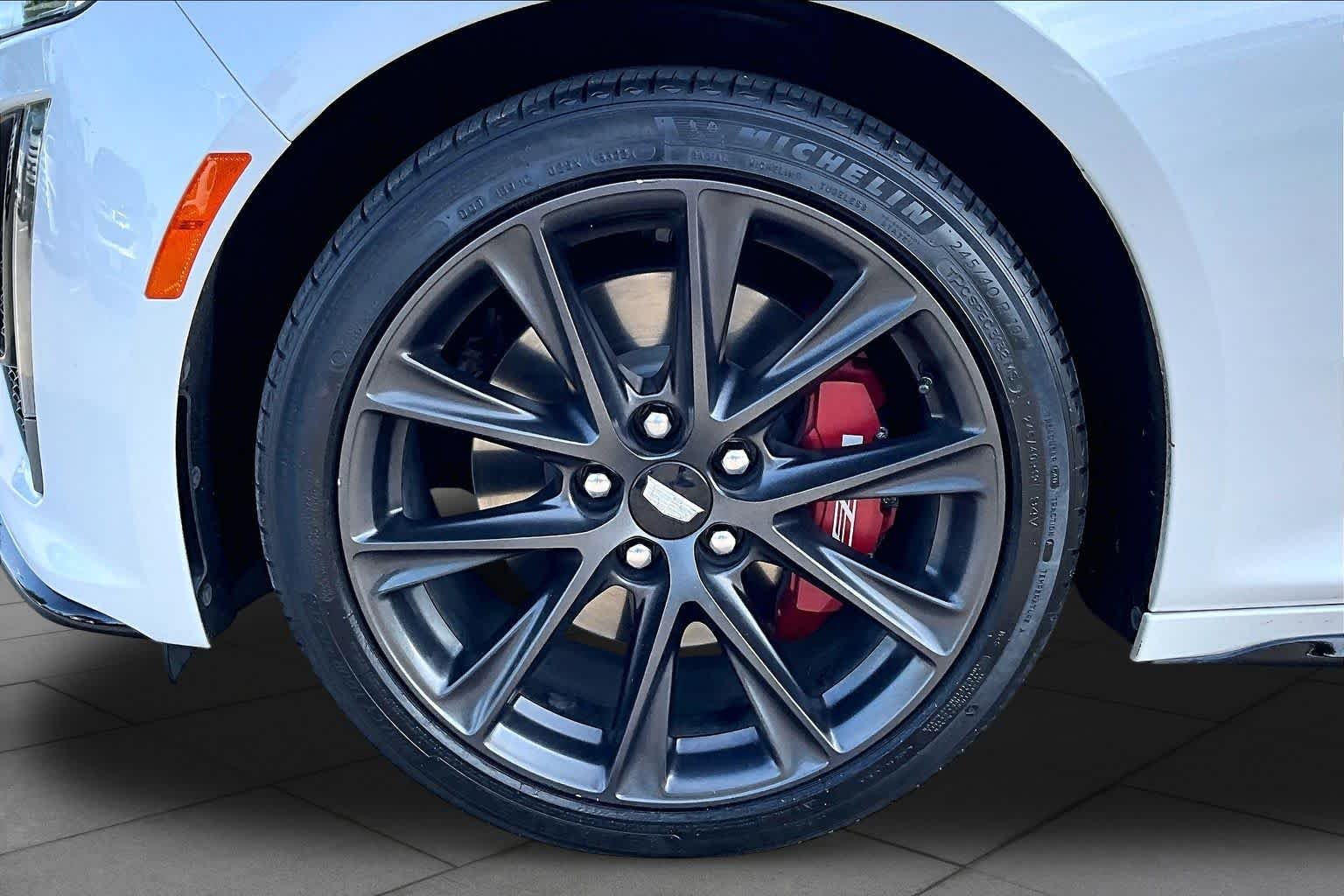 Used 2023 Crystal White Tricoat Cadillac Sport image 10