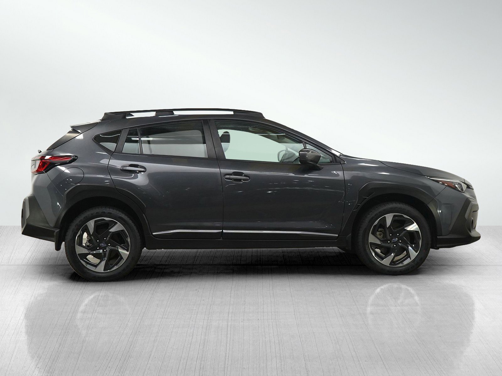 Used 2024 Magnetite Gray Metallic Subaru Limited image 7
