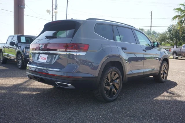 New 2026 Pure Gray Volkswagen 2.0T SE W/TECHNOLOGY image 7