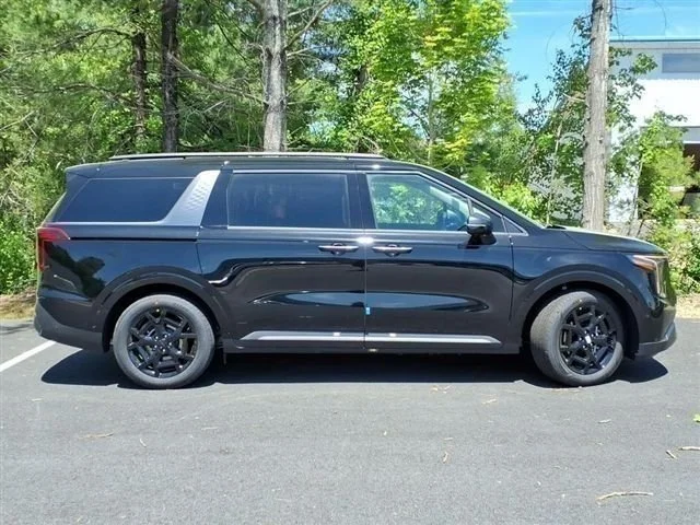 New 2026 Black Kia SX Prestige image 3