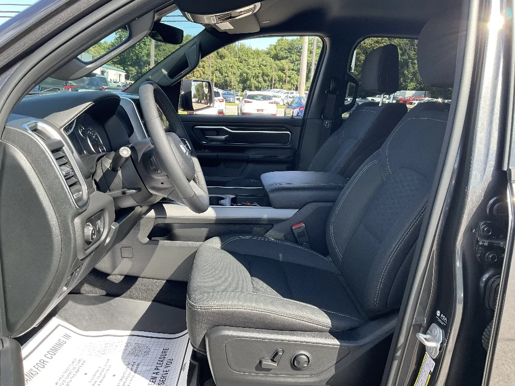 2025 RAM Ram 1500 Pickup Big Horn/Lone Star - Photo 8