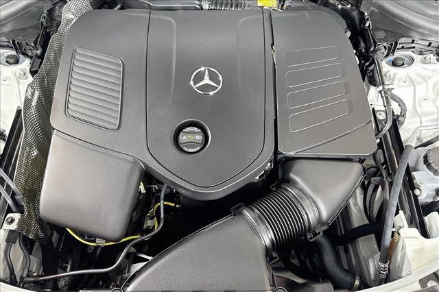 New 2026 Polar White Mercedes-Benz GLC 300 image 58