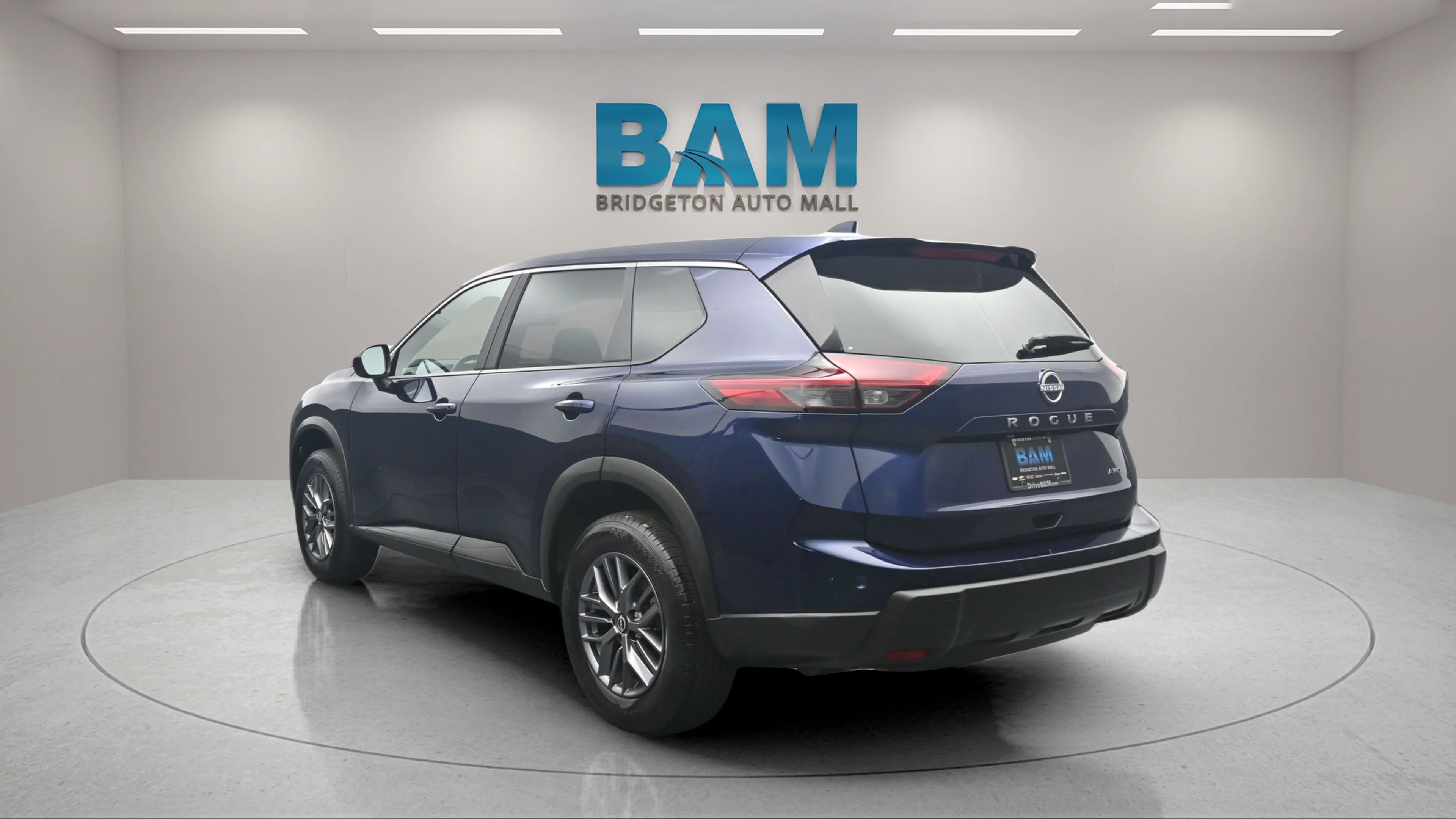 Used 2026 Deep Ocean Blue Pearl Nissan SV image 5