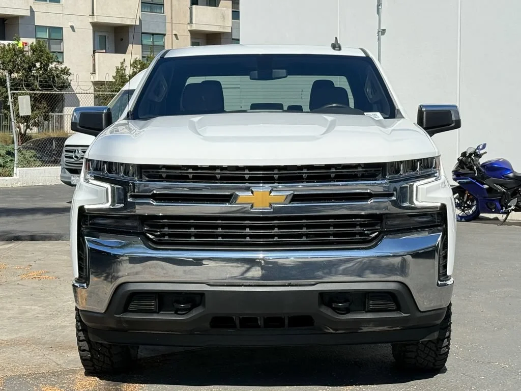 Used 2022 SUMMIT WHITE Chevrolet LT image 4