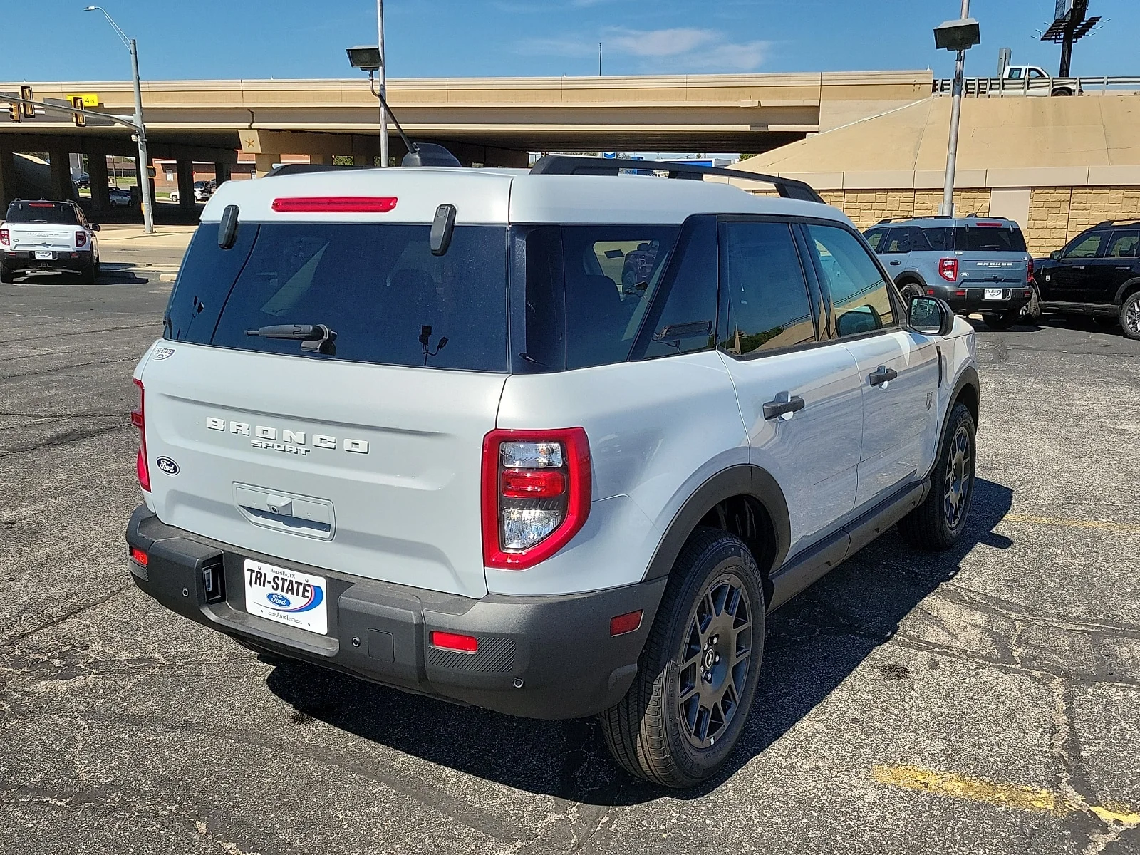 New 2026 Space White Metallic Ford Big Bend&reg; image 4