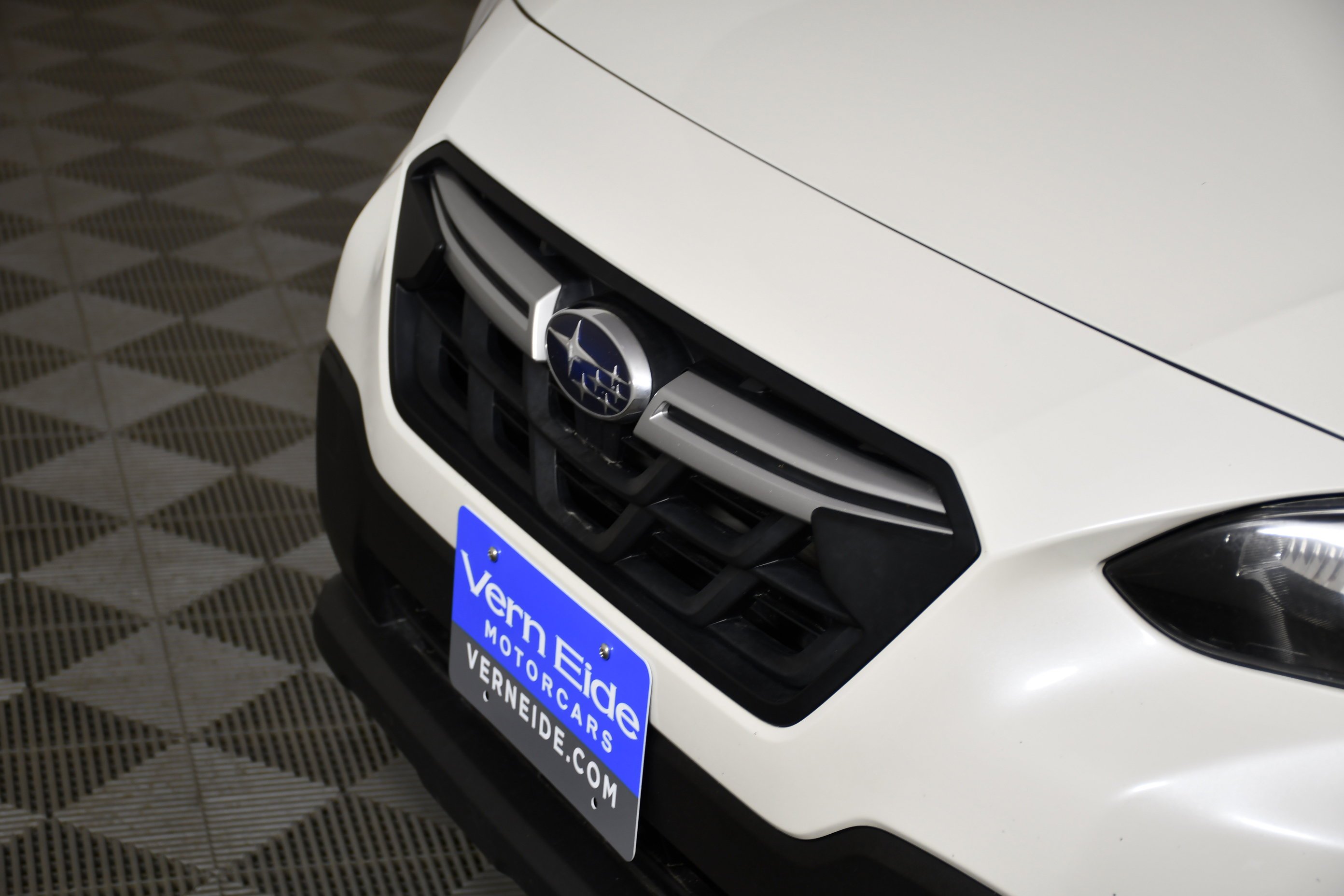 Used 2023 Crystal White Pearl Subaru Base image 11