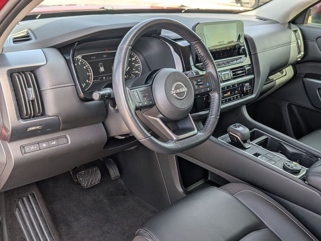 Used 2024 Red Nissan SL image 27