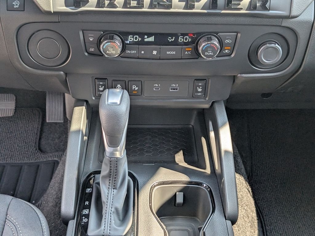 New 2026 Boulder Gray Pearl Nissan Crew Cab SV image 21