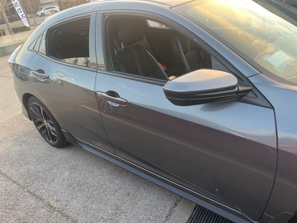 2021 Honda Civic Sport photo 4