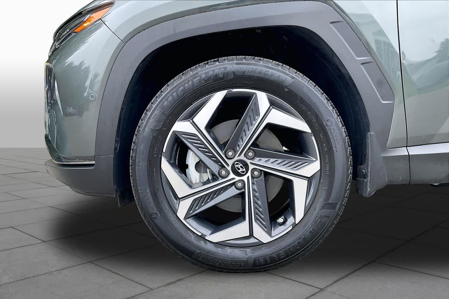 Used 2024 Amazon Gray Hyundai Limited image 10