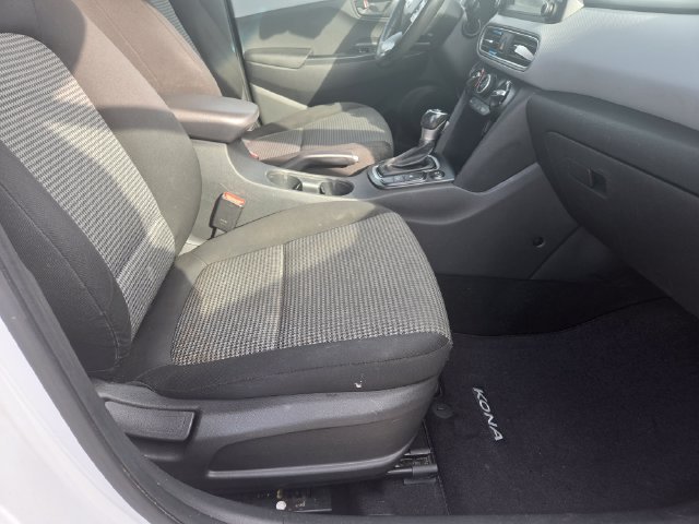 Used 2019 White Hyundai SEL image 26