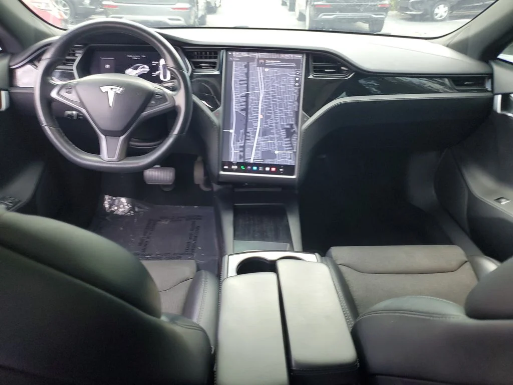 Used 2018 Gray Tesla  image 16