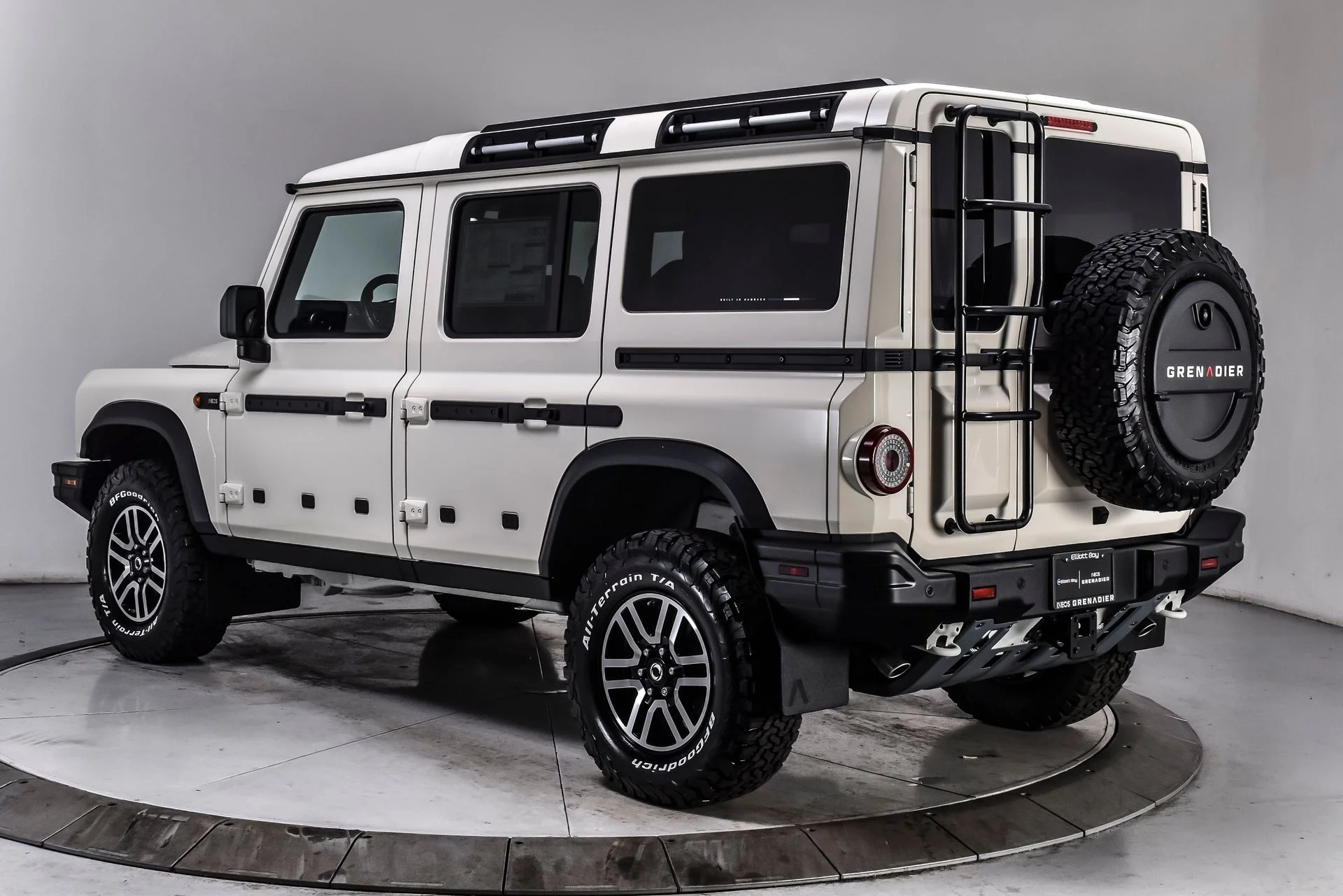 New 2026  INEOS Fieldmaster Edition image 4
