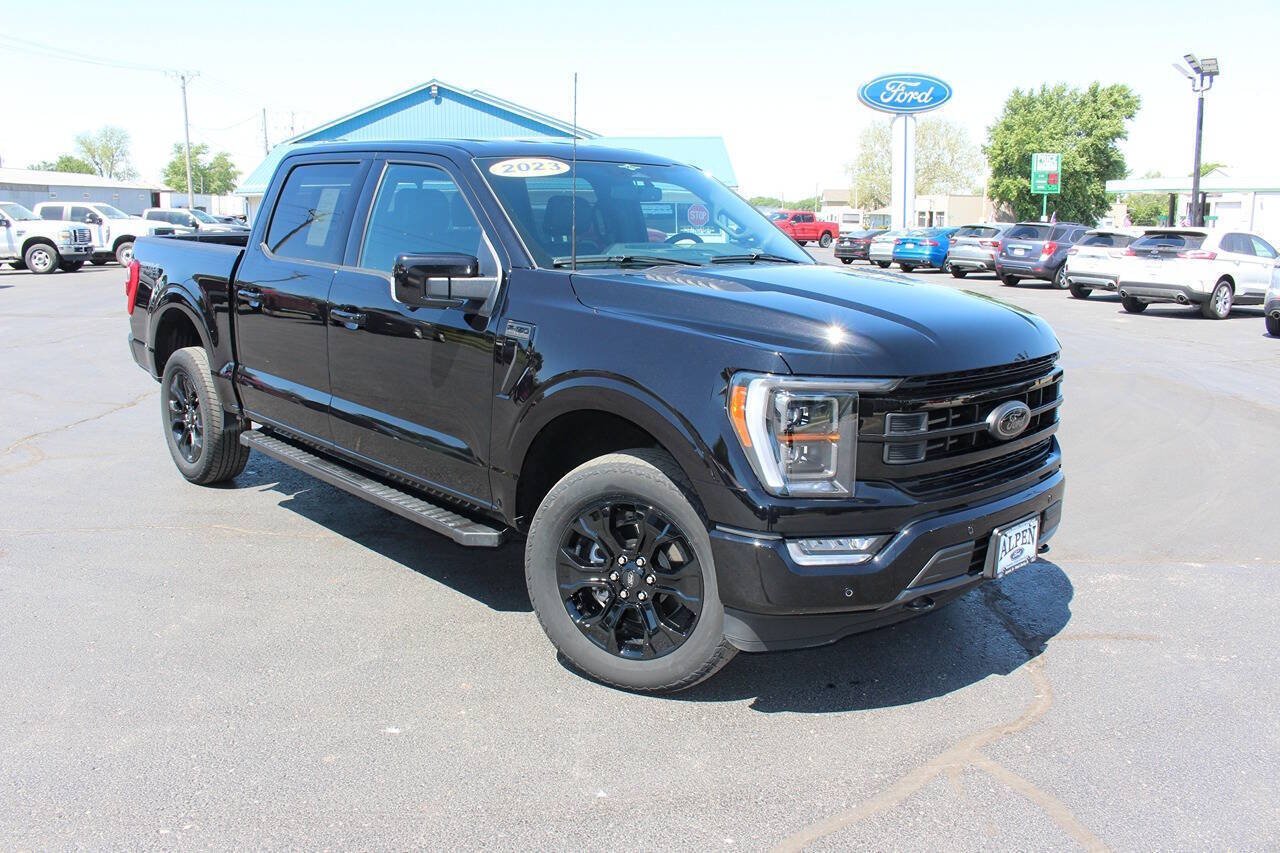 2023 Ford F-150 Lariat 4x4 SuperCrew 5-1/2 Box's photo