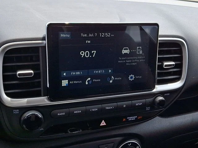 New 2026 Silver Hyundai SE image 16
