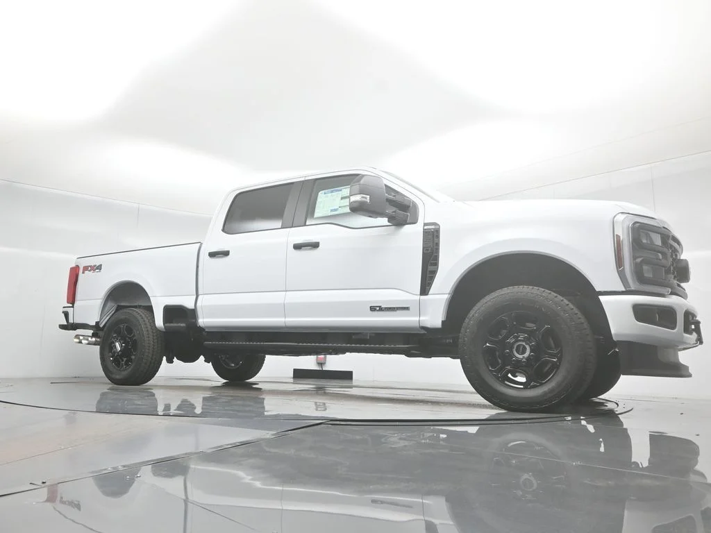 New 2026 White Ford XL image 44