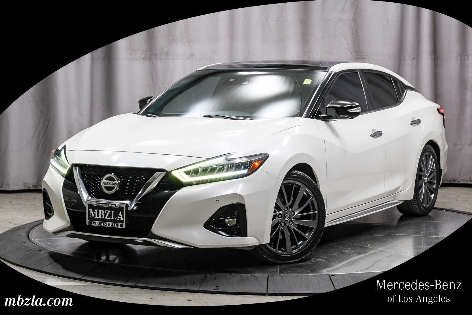 2019 Nissan Maxima Platinum's photo