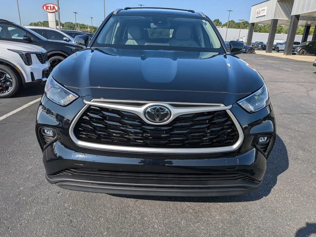 Used 2023 Midnight Black Metallic Toyota XLE image 2