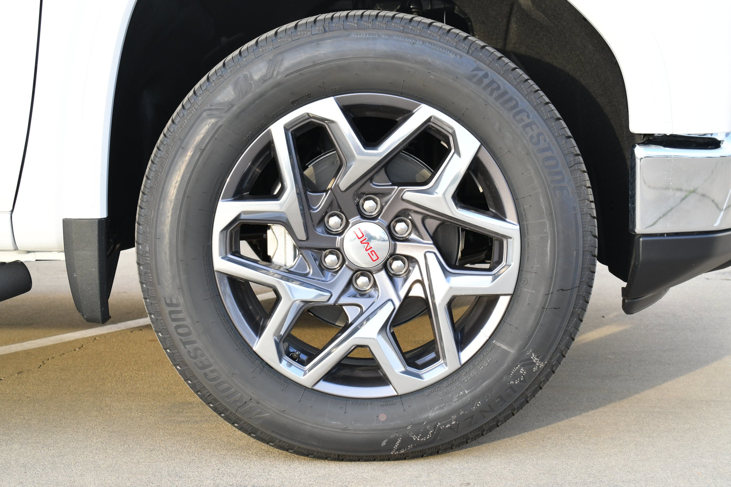 2026 GMC Sierra 1500 SLE - Photo 13