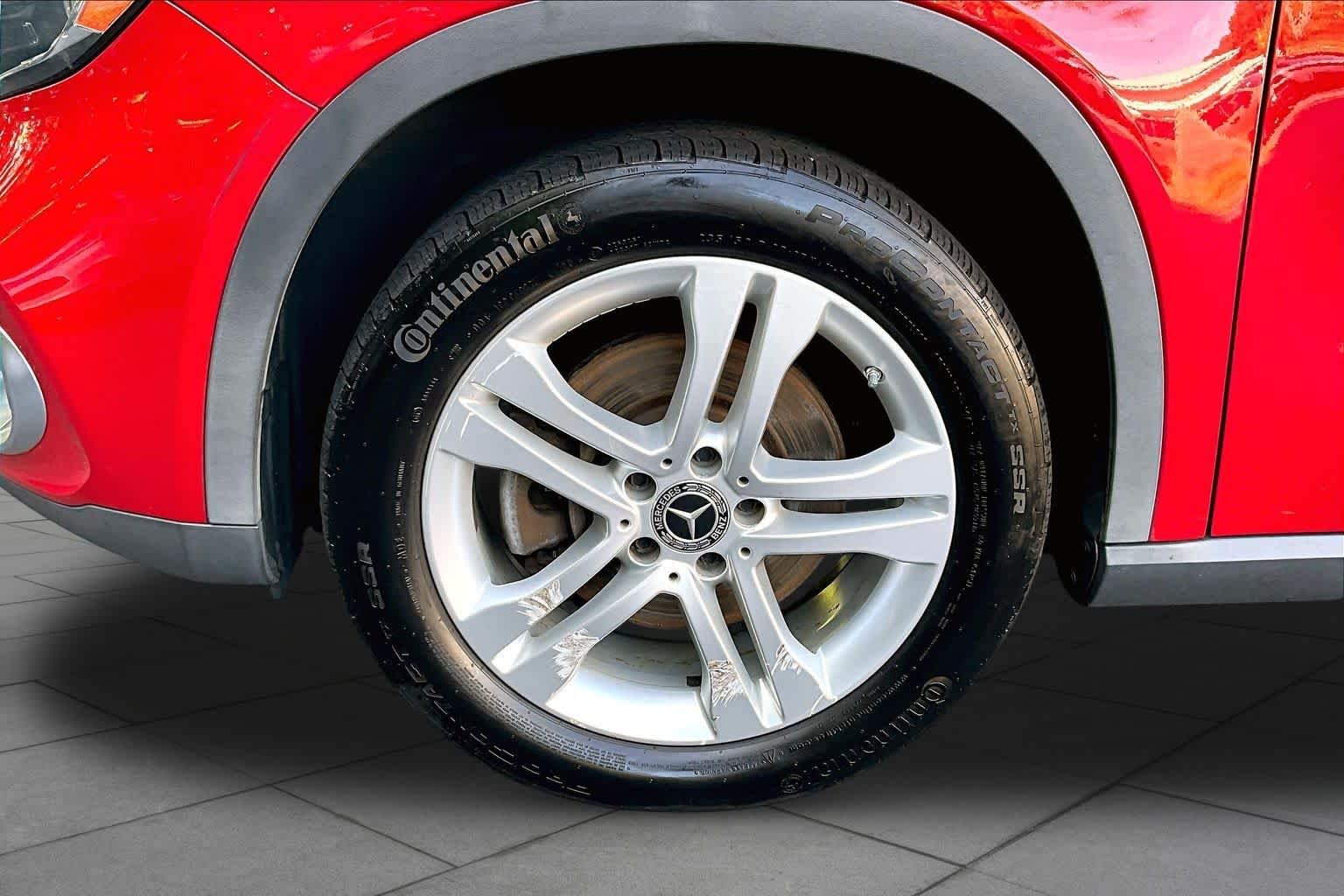 Used 2019 Jupiter Red Mercedes-Benz GLA 250 image 11