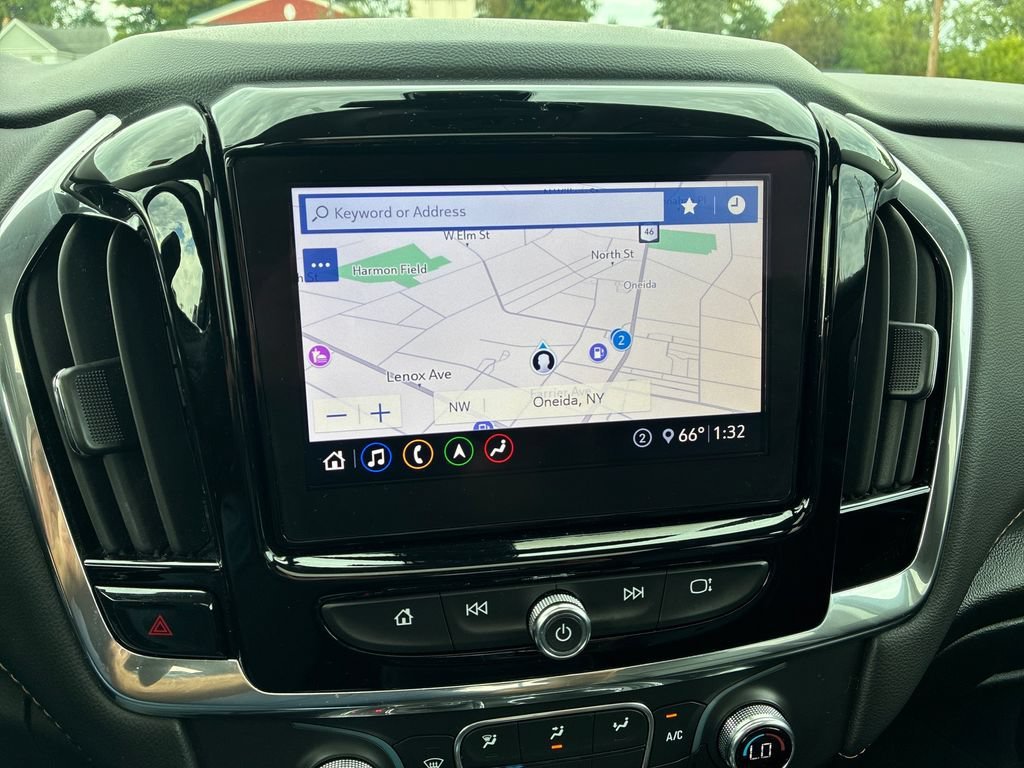 Used 2020 SILVER ICE METALLIC Chevrolet LT Leather image 29