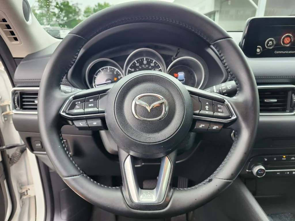 Used 2020 White Mazda Touring image 29