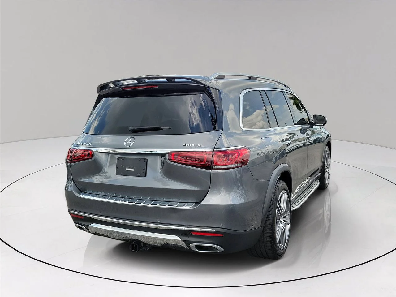 Certified Used 2021  Mercedes-Benz GLS 450 image 4