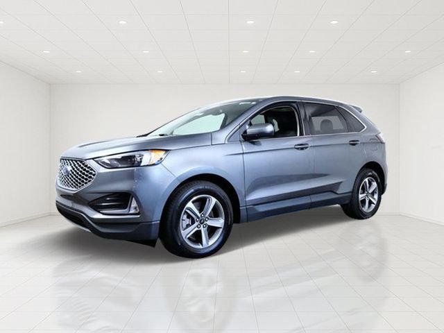 Certified Used 2024 Gray Ford SEL image 2