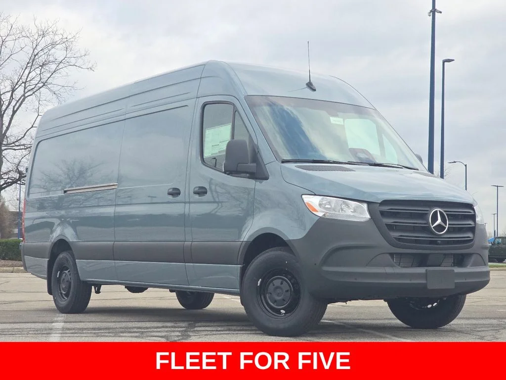 2026 Mercedes-Benz Sprinter 2500 170 WB High Roof's photo