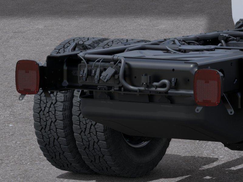 New 2026 Summit White Chevrolet Work Truck image 11