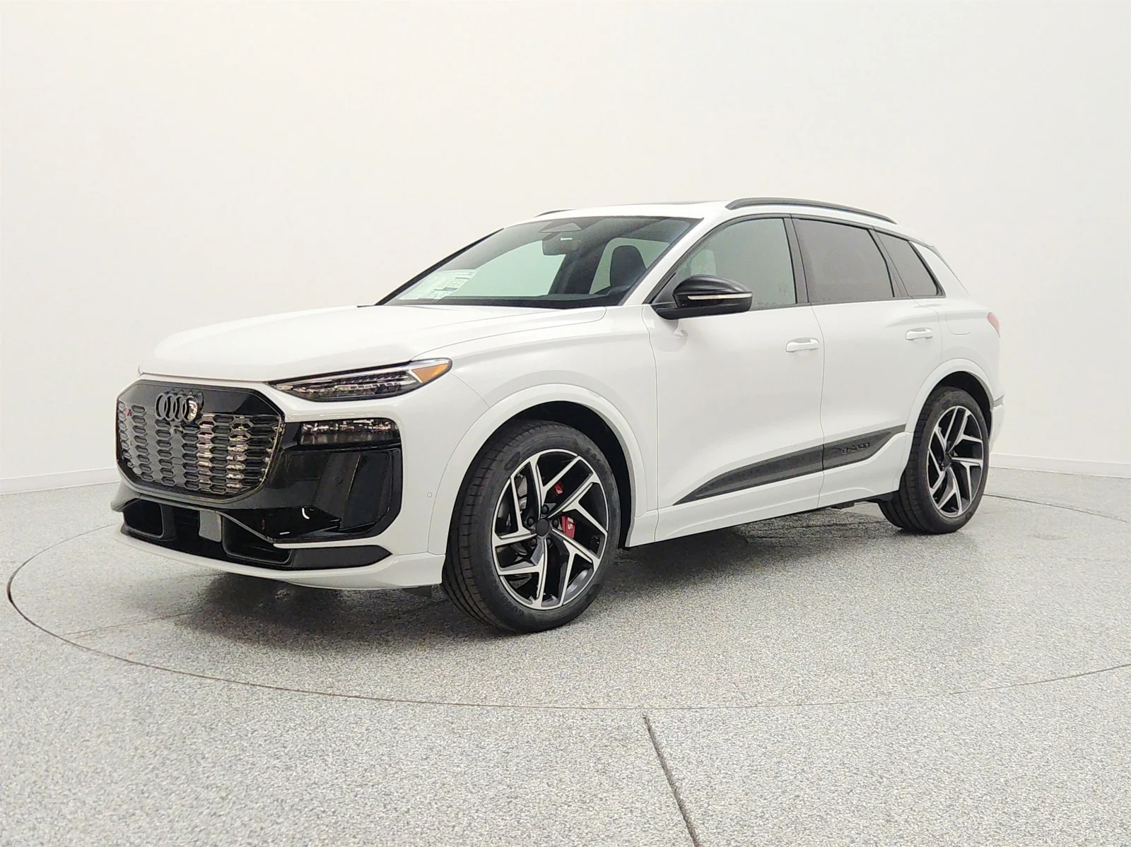 2027 Audi SQ6 e-tron Premium Plus quattro's photo